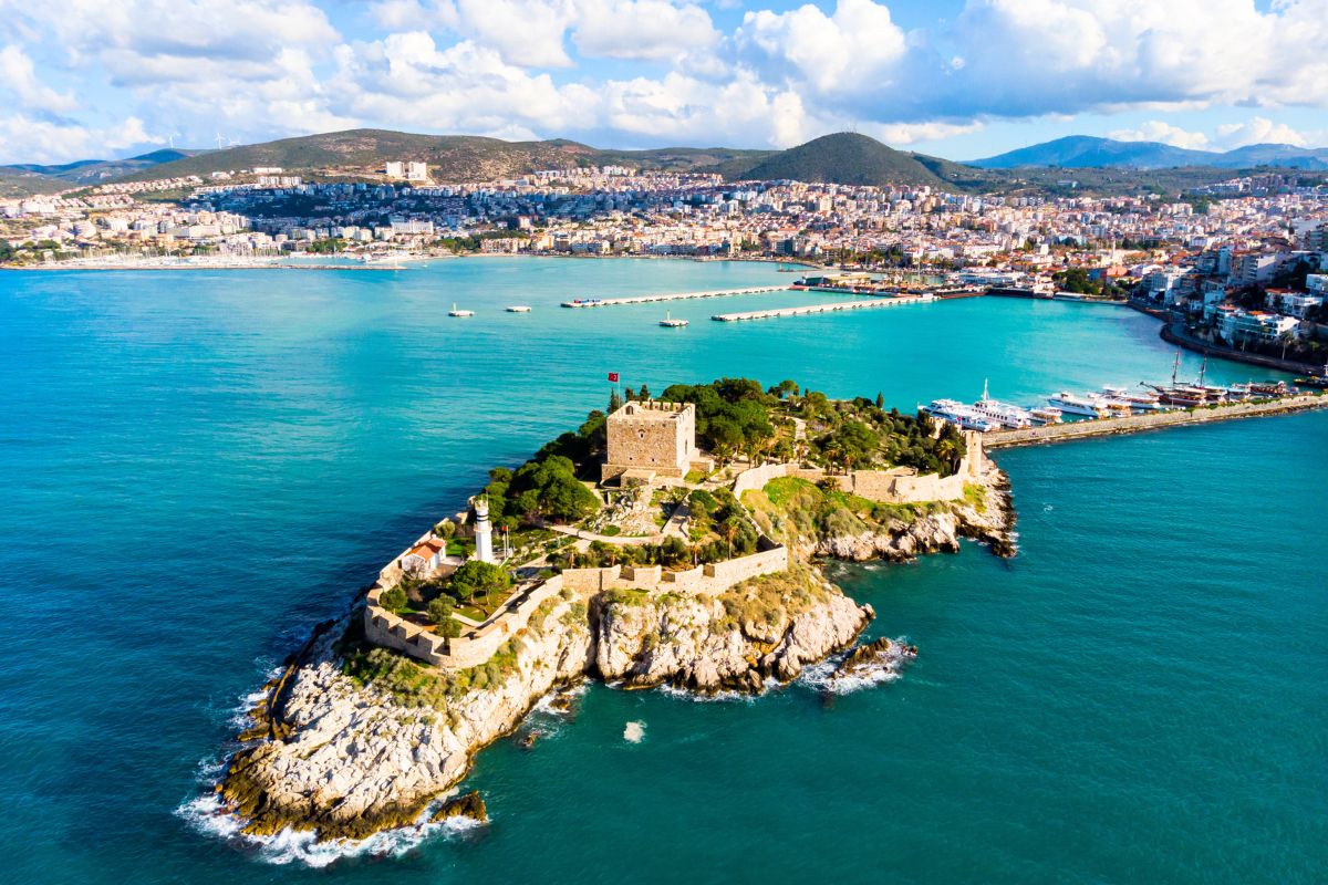 Kusadasi port guide image