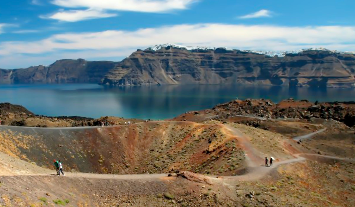 volcanoes_Santorini_MMC